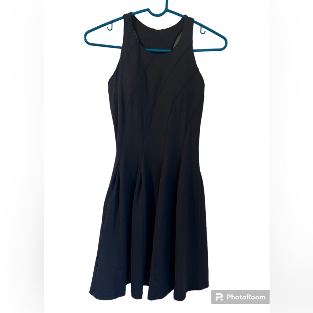 Lululemon Court Crush Tennis Dress Women’s Size 2 Built in Bra Racer Back Black
